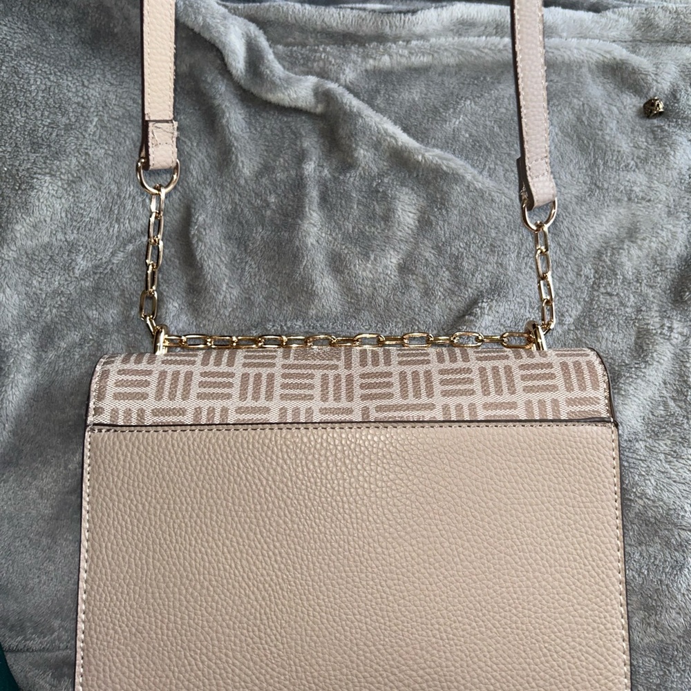Anne Klein Tan and Cream Crossbody Bag with Geometric Pattern - Picture 3 of 8